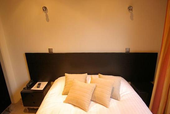Hotel Garabel Plaisir Szoba fotó